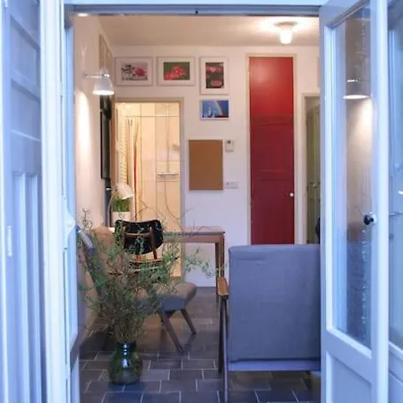 Private Studio In The Citycenter And Yet Quiet