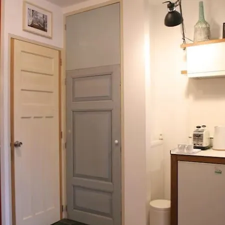 Private Studio In The Citycenter And Yet Quiet Casa de Férias Amesterdão